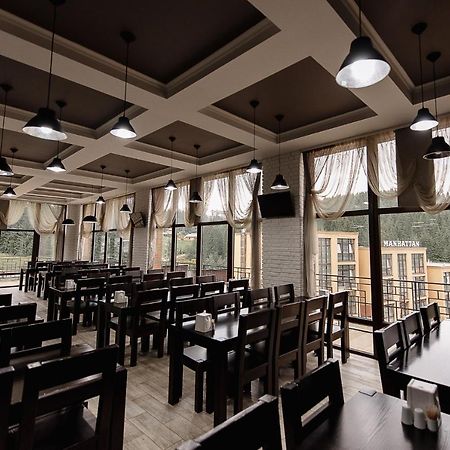 Brooklyn Hotel Yablunytsya Ngoại thất bức ảnh