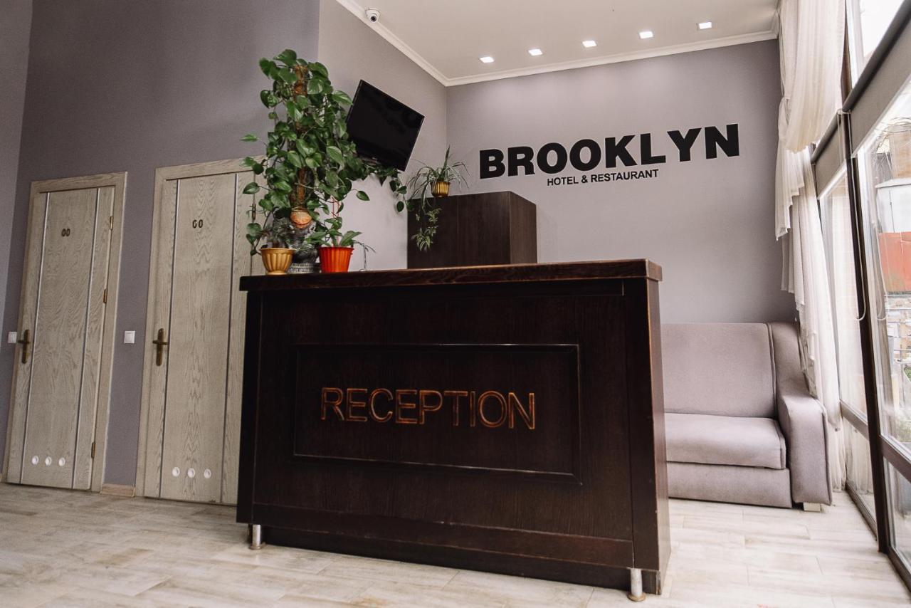 Brooklyn Hotel Yablunytsya Ngoại thất bức ảnh