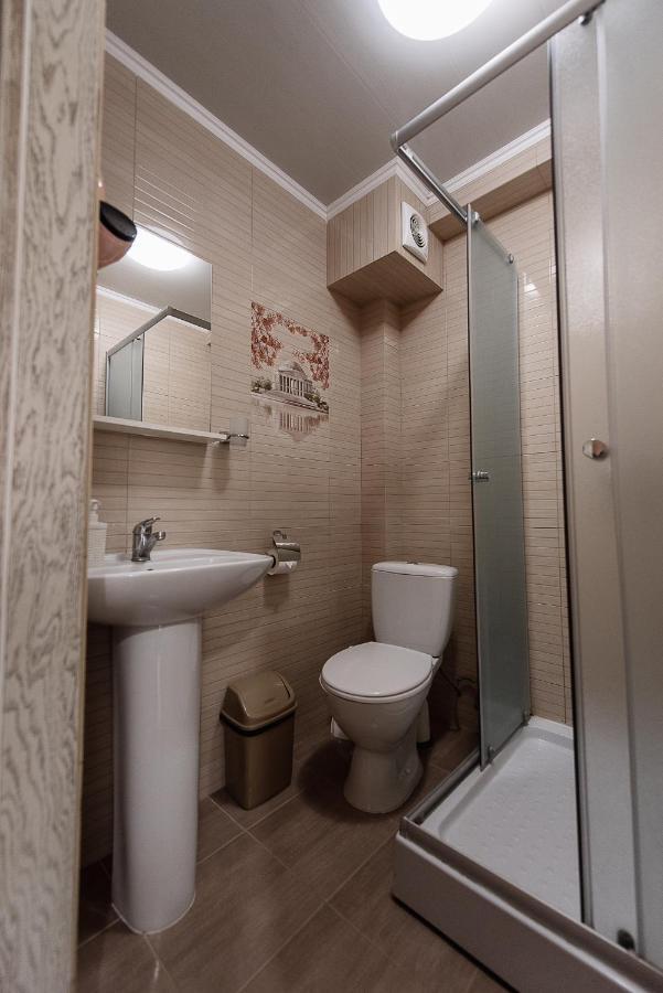 Brooklyn Hotel Yablunytsya Ngoại thất bức ảnh