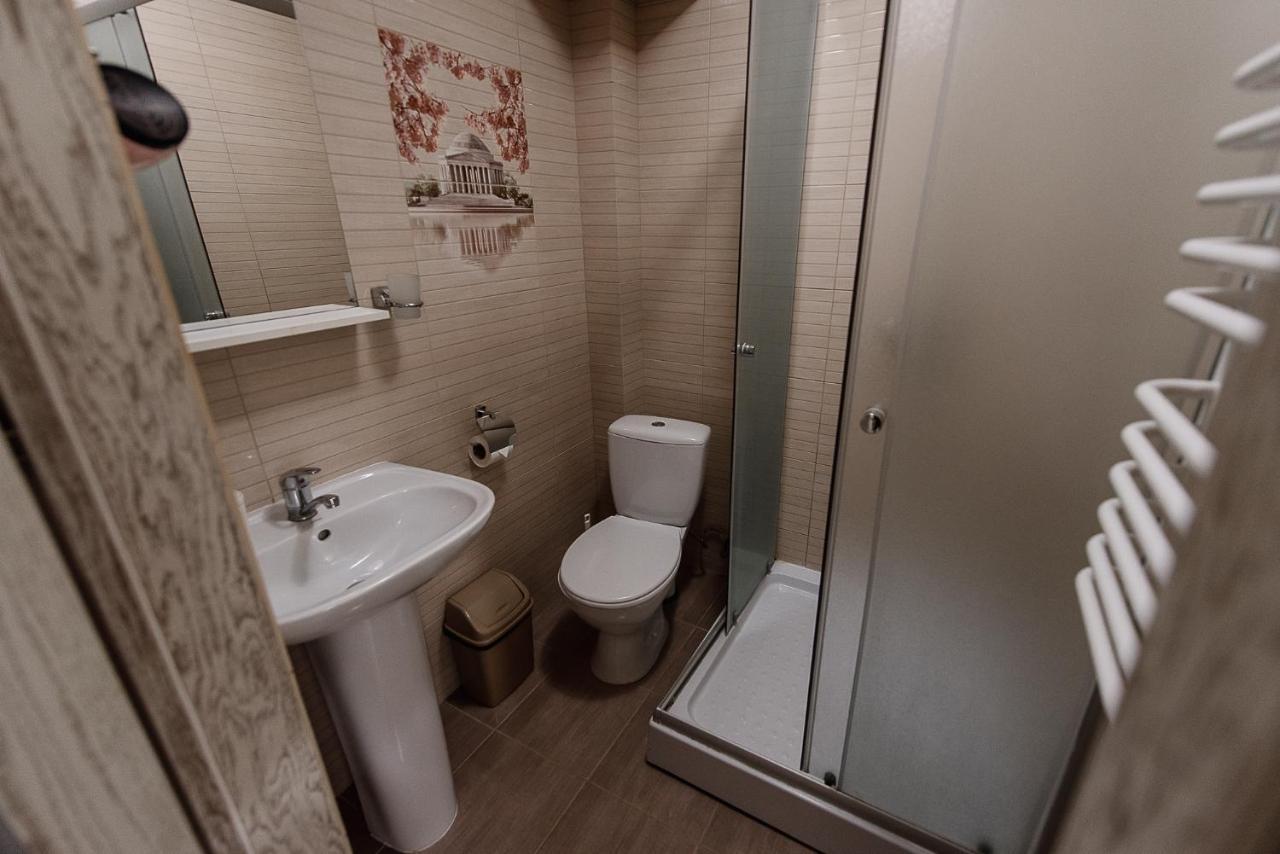 Brooklyn Hotel Yablunytsya Ngoại thất bức ảnh